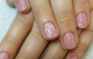 nail salon shellac